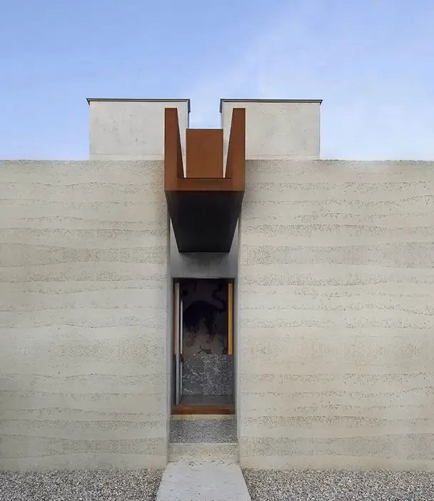 (RE) Rampant (Samples Not Available) ��� Pattern C / 31.01ft��